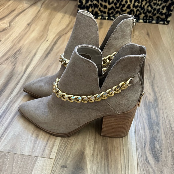 Chain booties - Picture 2 of 4